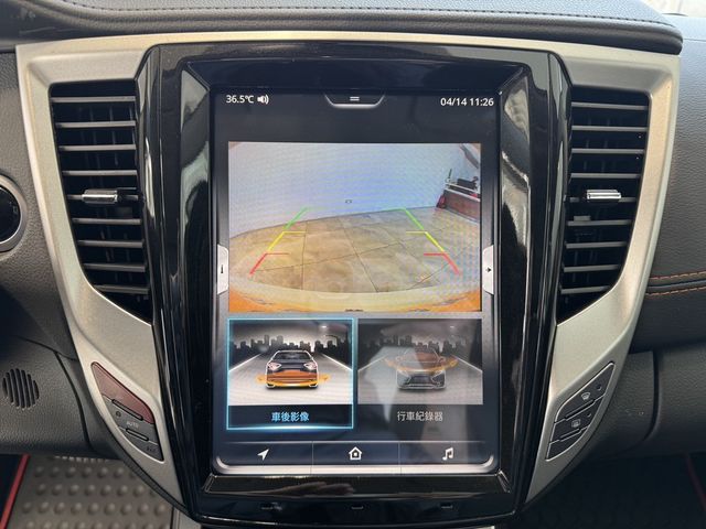 MITSUBISHI三菱 GRAND LANCER  第14張相片