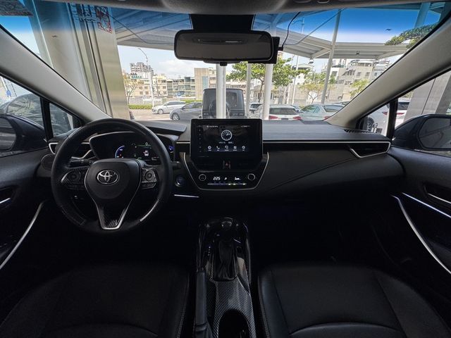 TOYOTA豐田 COROLLA ALTIS HYBRID  第6張相片