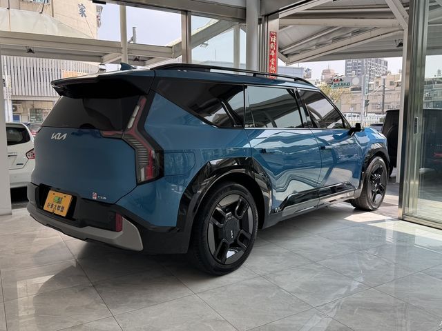 KIA起亞 EV9  第2張相片