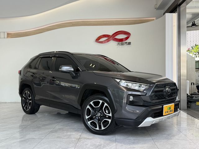 TOYOTA豐田 RAV4  第1張相片