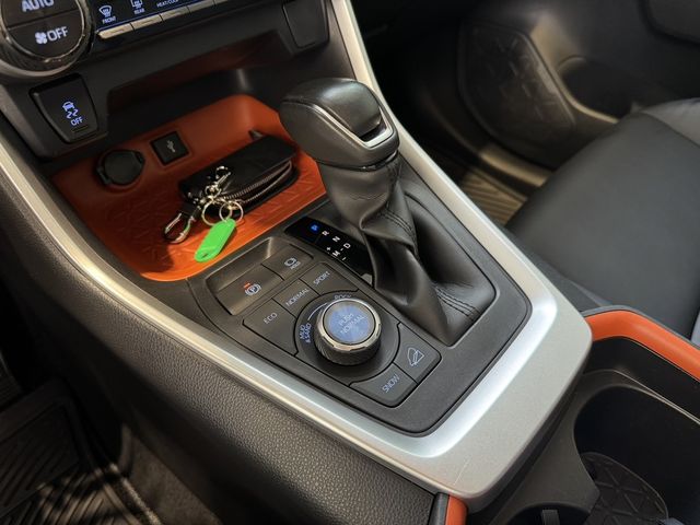 TOYOTA豐田 RAV4  第11張相片