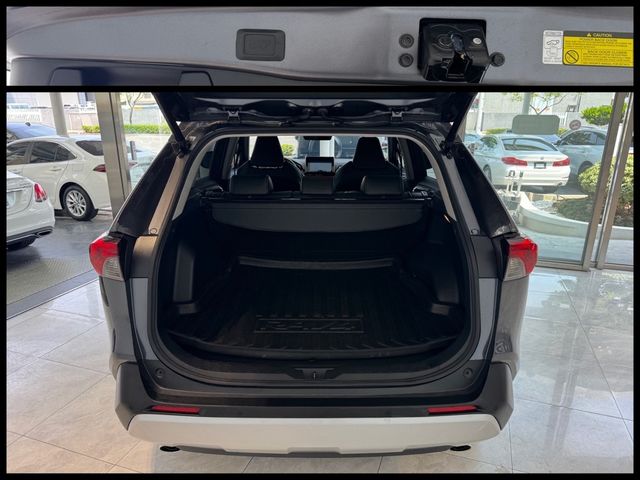 TOYOTA豐田 RAV4  第15張相片