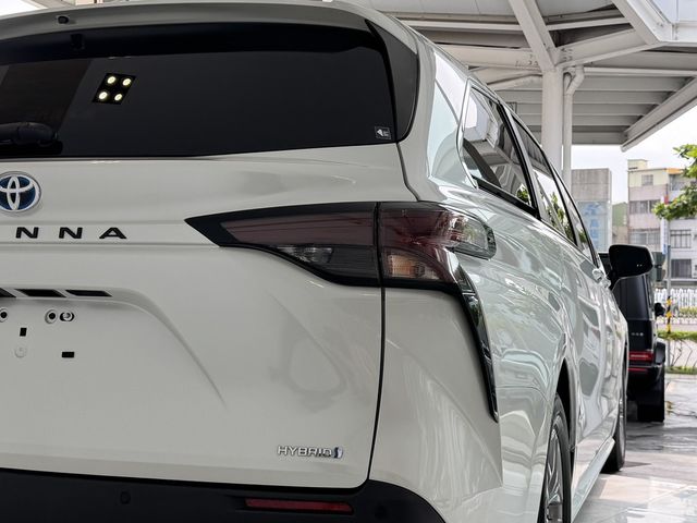 TOYOTA豐田 SIENNA  第3張相片