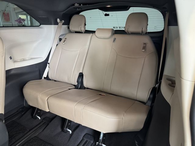 TOYOTA豐田 SIENNA  第8張相片