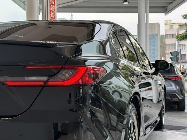 TOYOTA豐田 CAMRY  第3張相片