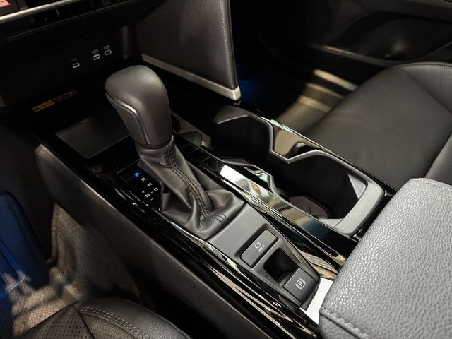 TOYOTA豐田 CAMRY  第11張相片