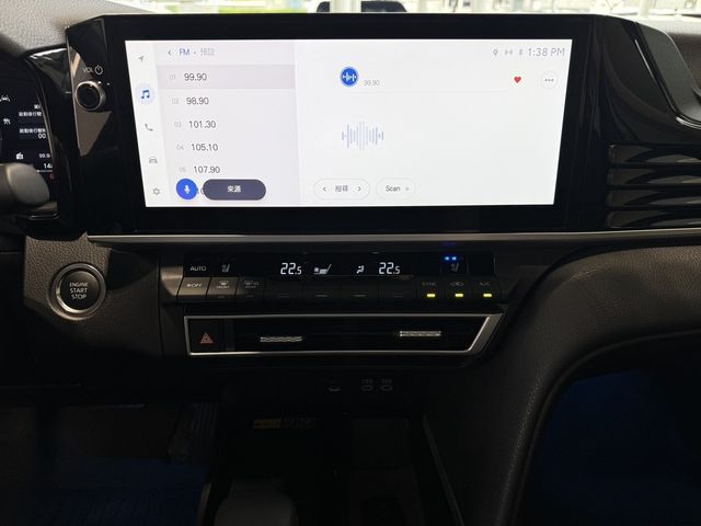 TOYOTA豐田 CAMRY  第12張相片