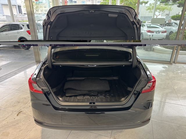 TOYOTA豐田 CAMRY  第14張相片