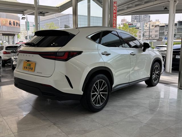 LEXUS凌志 NX200  第2張相片