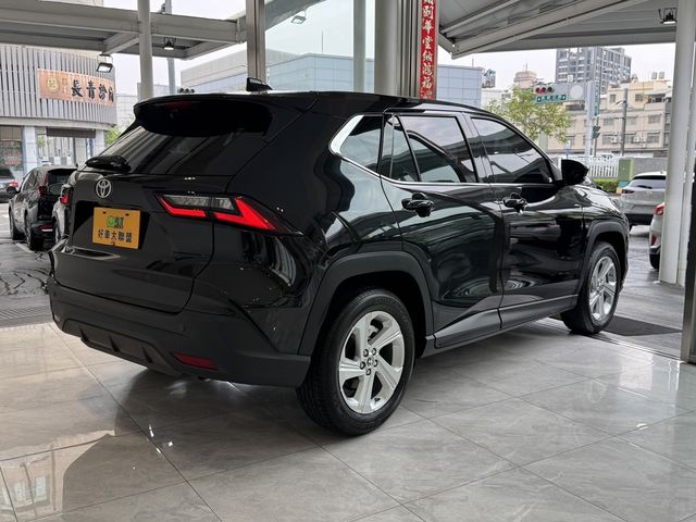TOYOTA豐田 YARIS CROSS  第2張相片