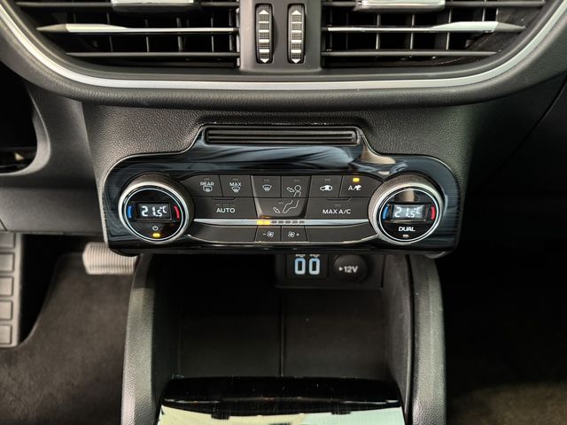 FORD福特 KUGA  第11張相片