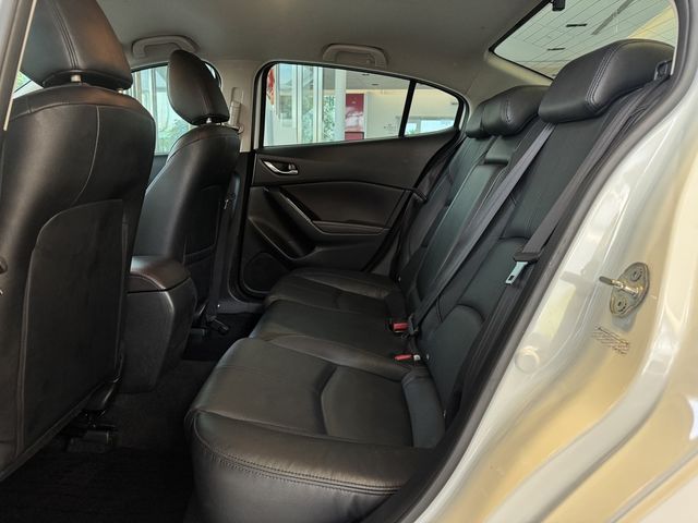 MAZDA馬自達 MAZDA 3  第9張相片