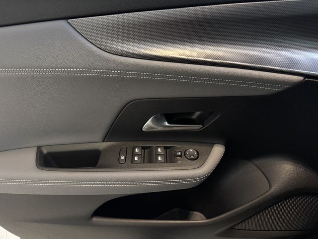 OPEL歐寶 Mokka Elegance  第16張相片