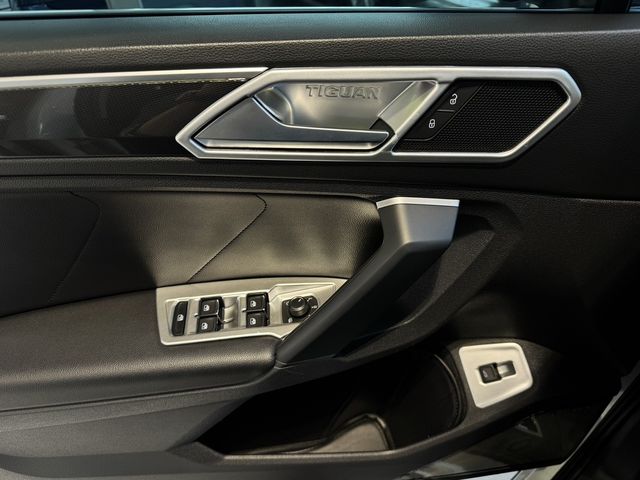 VOLKSWAGEN福斯 TIGUAN  第9張相片