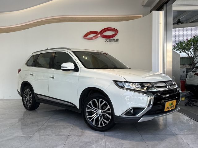 MITSUBISHI三菱 OUTLANDER  第1張相片