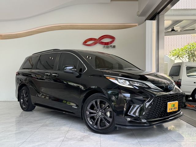 TOYOTA豐田 SIENNA  第1張相片