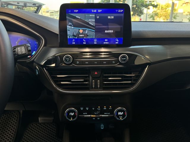 FORD福特 FOCUS ACTIVE  第11張相片