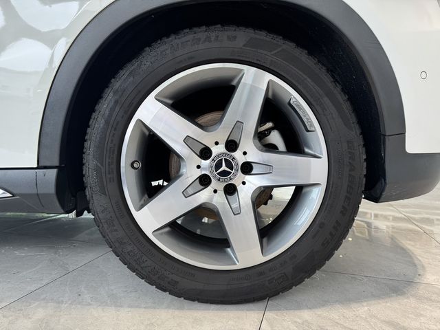 M-BENZ賓士 GLA180  第4張相片