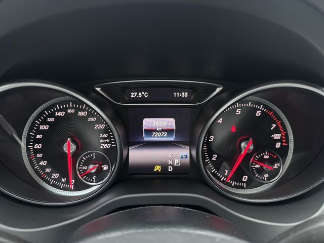 M-BENZ賓士 GLA180  第7張相片