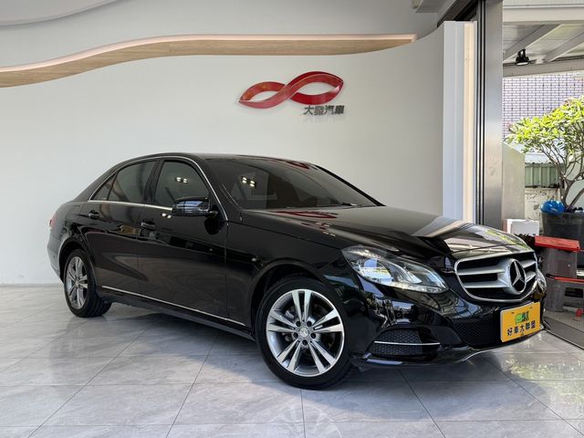 M-BENZ賓士 E200  第1張相片