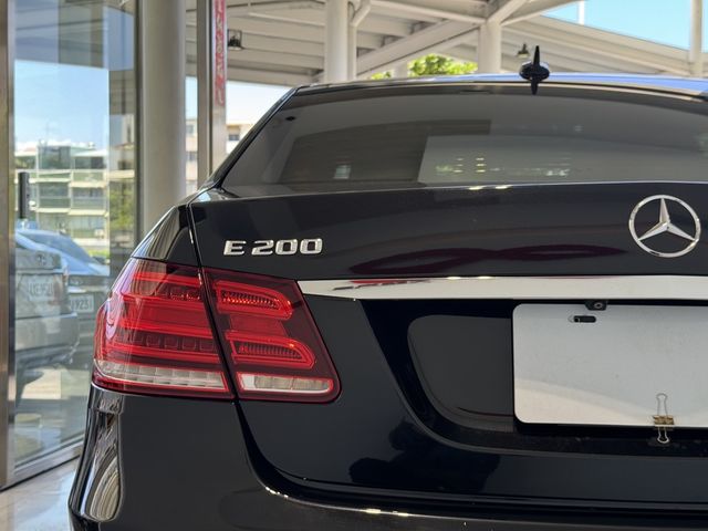 M-BENZ賓士 E200  第3張相片