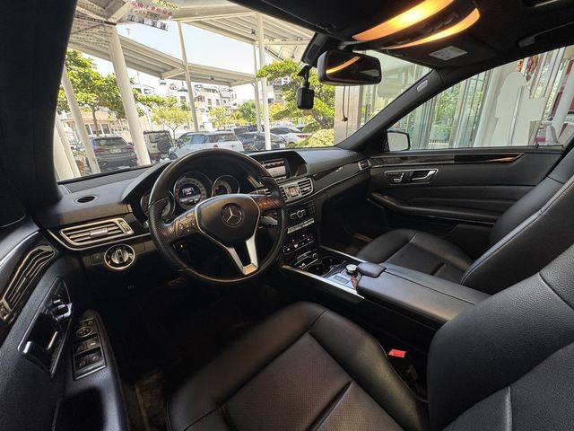 M-BENZ賓士 E200  第7張相片