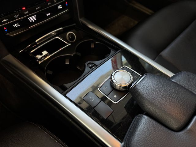 M-BENZ賓士 E200  第12張相片