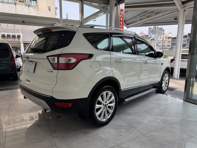 FORD福特 KUGA  第2張相片