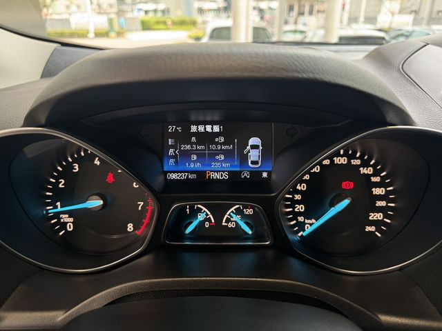 FORD福特 KUGA  第14張相片