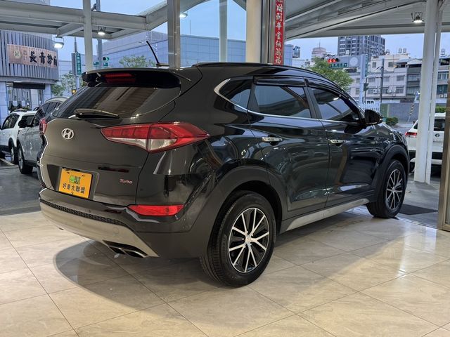 HYUNDAI現代 TUCSON  第2張相片