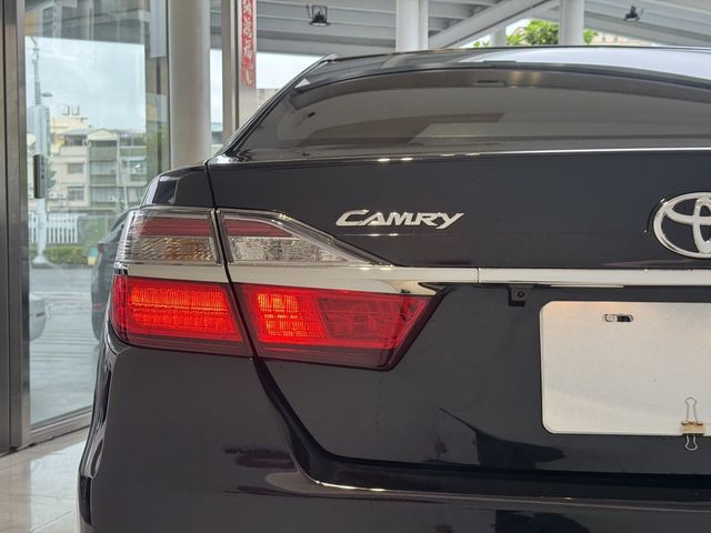 TOYOTA豐田 CAMRY  第3張相片