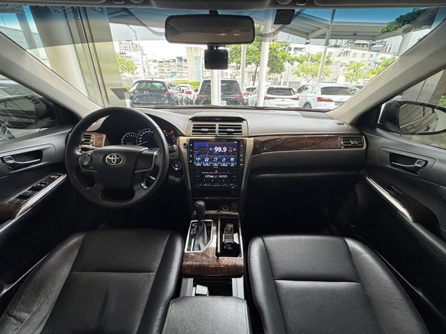 TOYOTA豐田 CAMRY  第9張相片