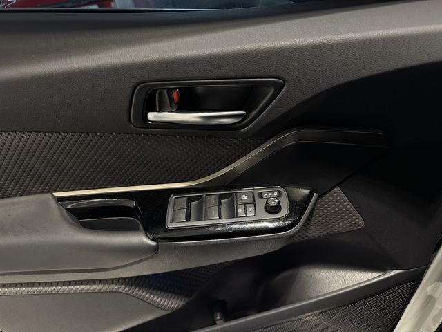TOYOTA豐田 C-HR  第14張相片