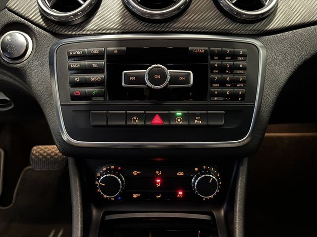 M-BENZ賓士 GLA180  第13張相片