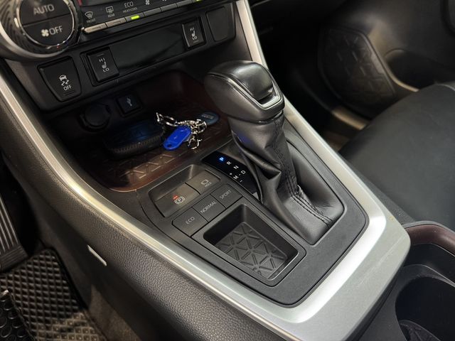 TOYOTA豐田 RAV4  第10張相片