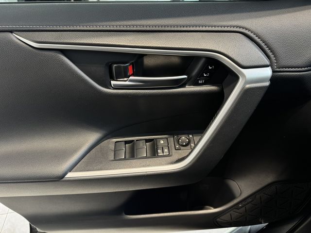 TOYOTA豐田 RAV4  第15張相片