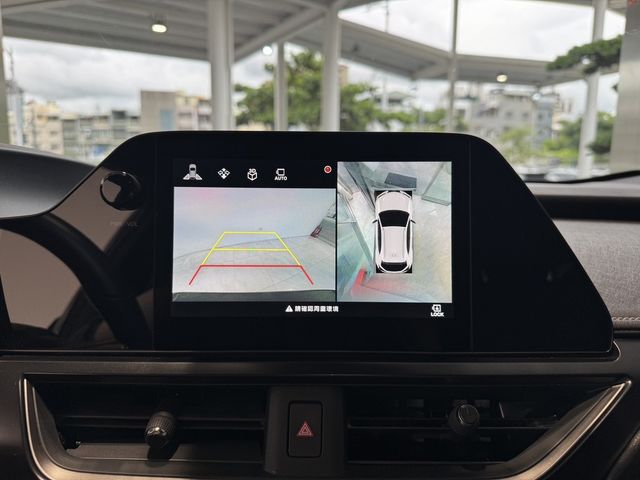 LEXUS凌志 UX250H  第12張相片