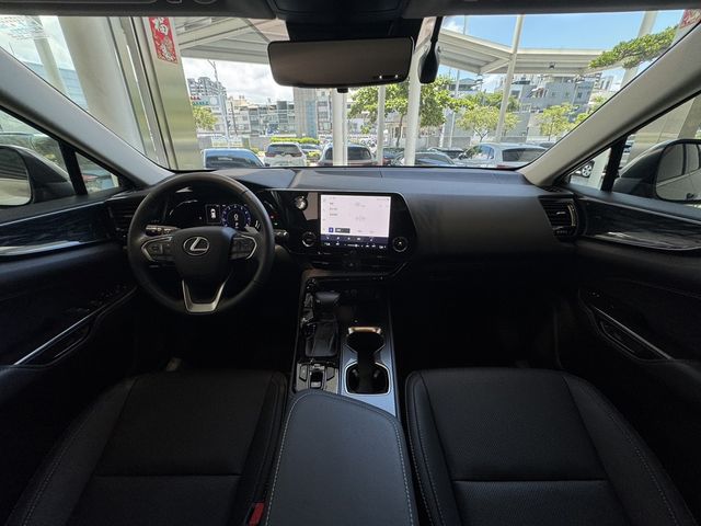 LEXUS凌志 NX200  第6張相片