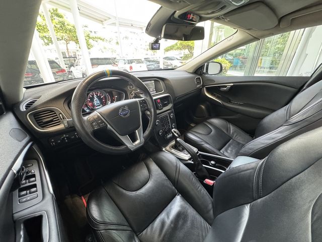 VOLVO富豪 V40  第7張相片