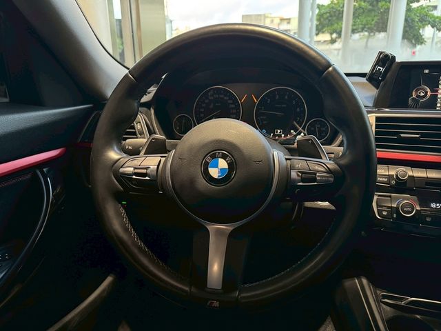 BMW寶馬 320 GT  第3張相片