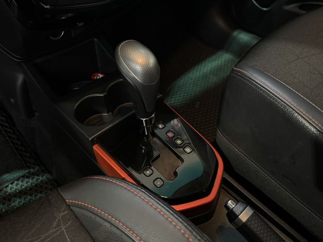 MITSUBISHI三菱 COLT PLUS  第11張相片