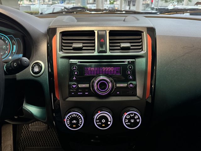 MITSUBISHI三菱 COLT PLUS  第12張相片