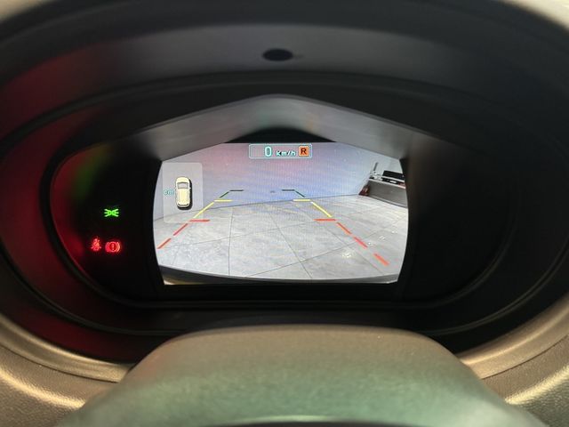 MITSUBISHI三菱 COLT PLUS  第13張相片