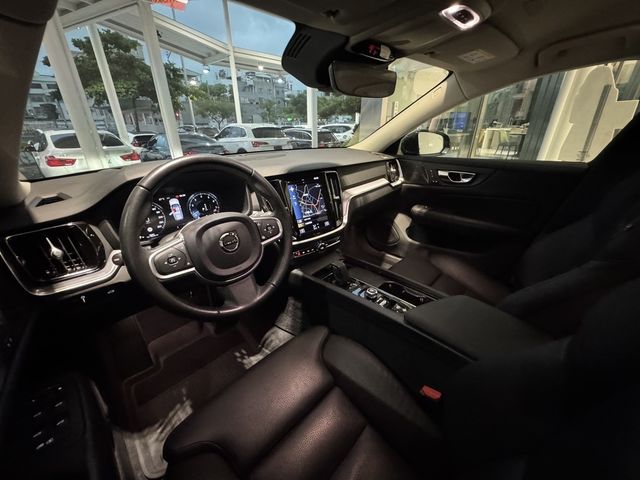 VOLVO富豪 V60  第8張相片