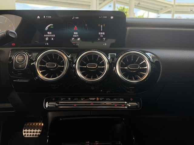 M-BENZ賓士 CLA45 S AMG 4MATIC+  第14張相片