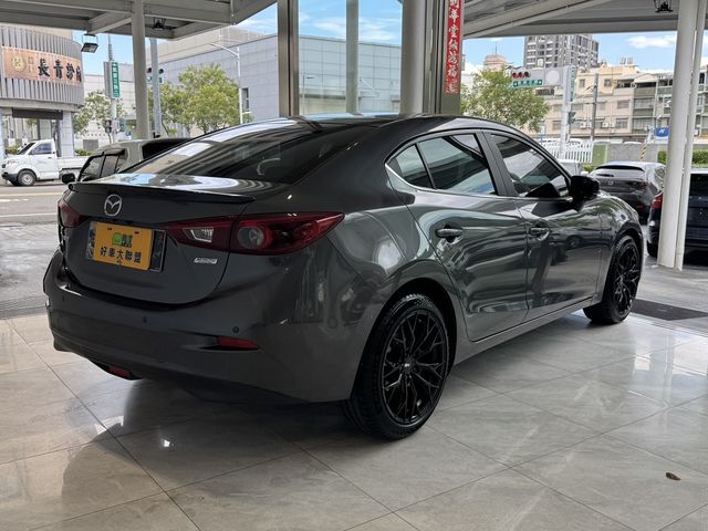 MAZDA馬自達 MAZDA 3  第2張相片