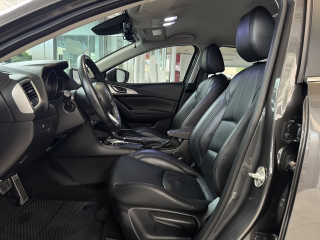 MAZDA馬自達 MAZDA 3  第9張相片