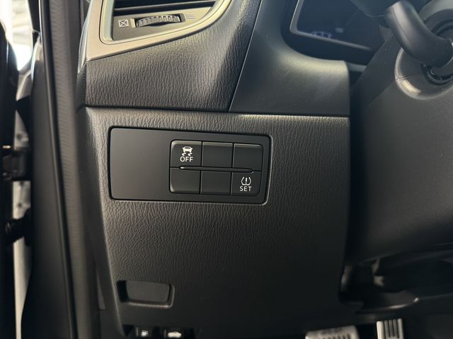 MAZDA馬自達 MAZDA 3  第14張相片