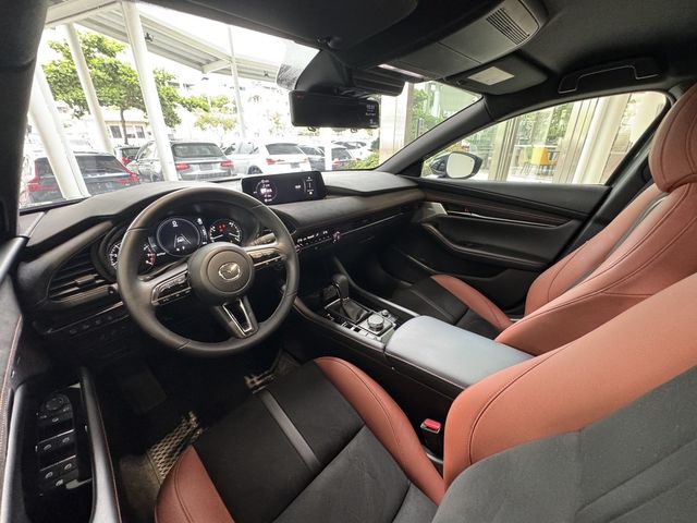 MAZDA馬自達 MAZDA 3  第7張相片