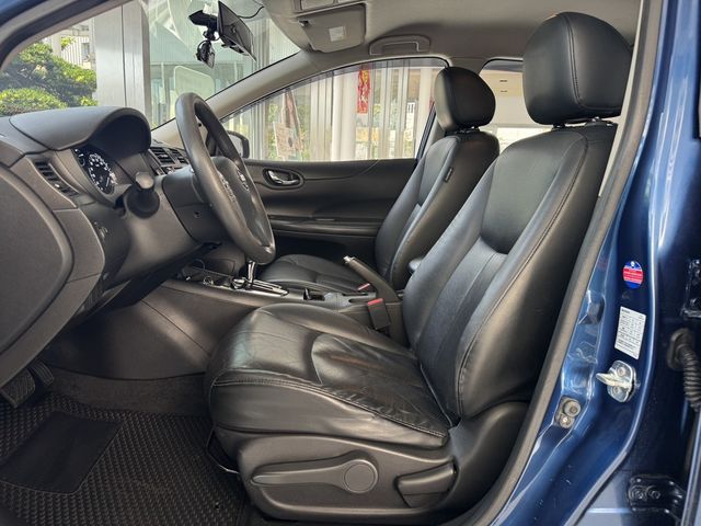 NISSAN日產 TIIDA  第9張相片